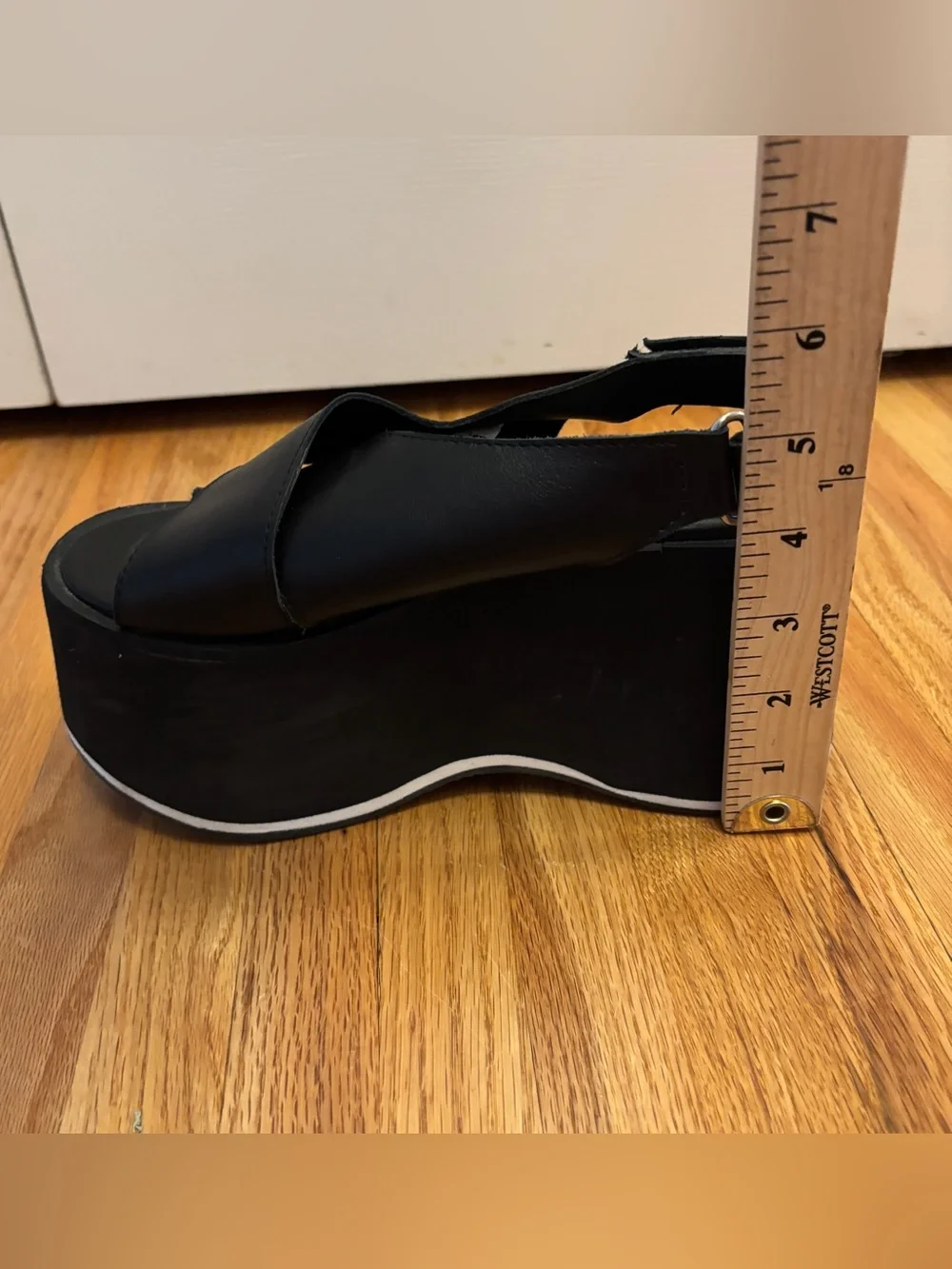 Ricky Sarkany ricky sarkany